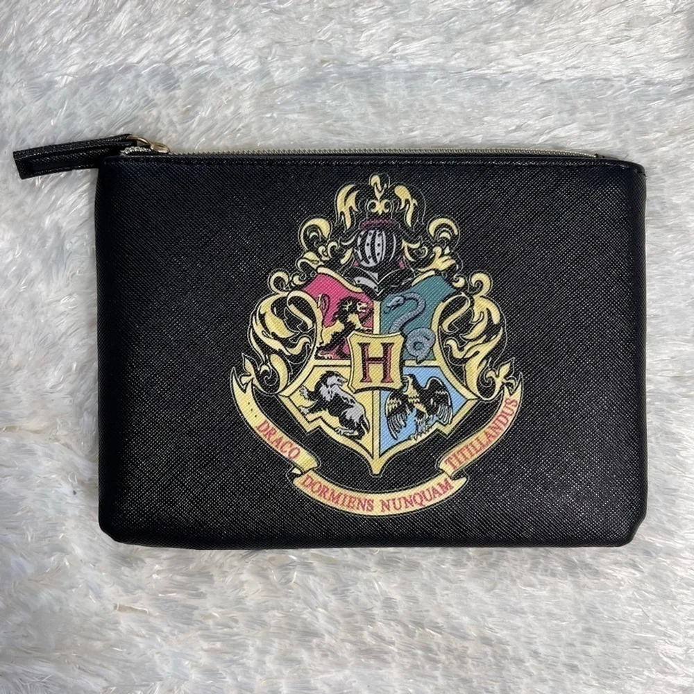 HARRY POTTER Hogwarts Pencil Case Zippered Wristlet Pouch Clutch Set of 2